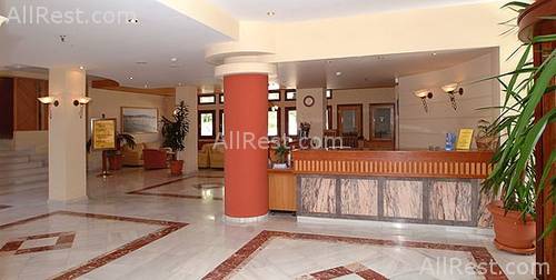 Atrium Hotel 4